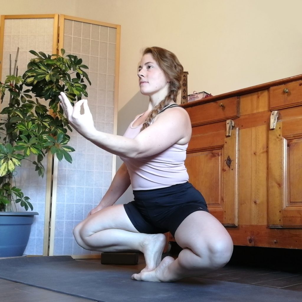 ELISA YOGA 3